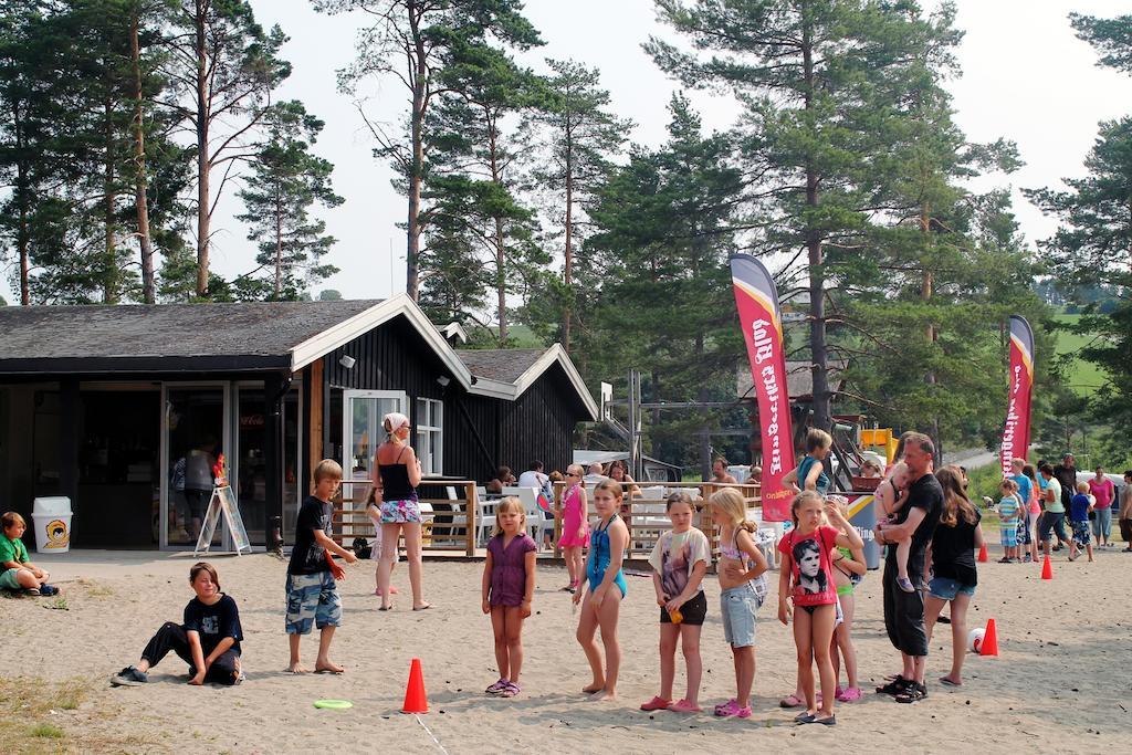 Topcamp Onsakervika - Tyrifjorden Hotel Svensrud Exterior foto